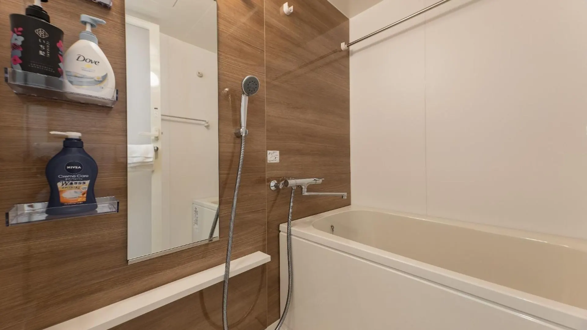 Sanctuary Residence Ttsp Namba Nihonbashi - Vacation Stay 16623 Osaka